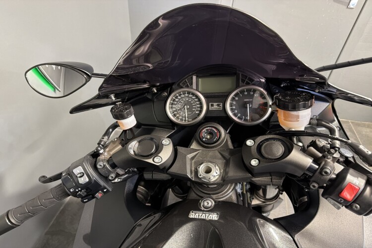 KAWASAKI ZZR1400