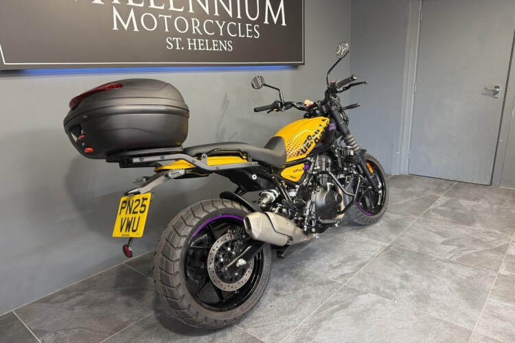 ROYAL ENFIELD GUERRILLA 450
