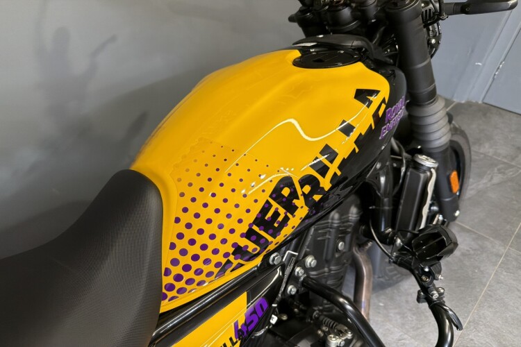 ROYAL ENFIELD GUERRILLA 450