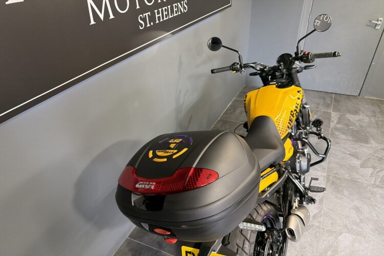 ROYAL ENFIELD GUERRILLA 450