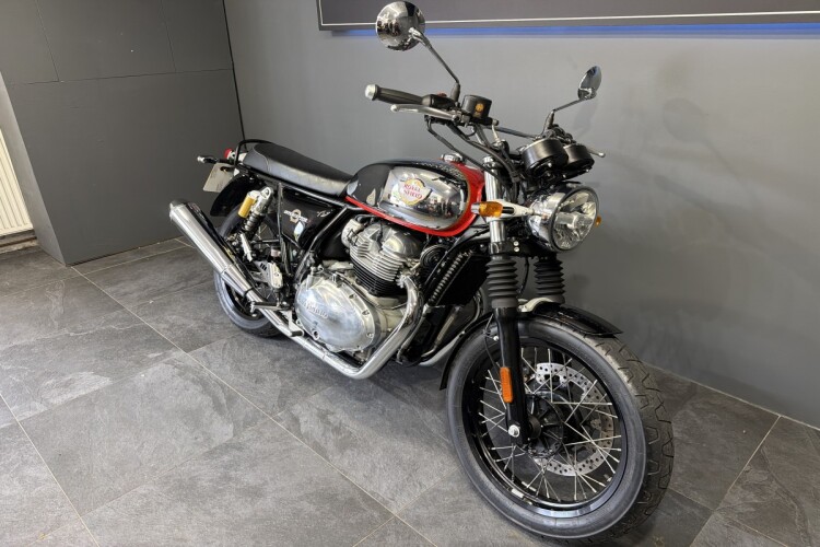ROYAL ENFIELD INTERCEPTOR 650