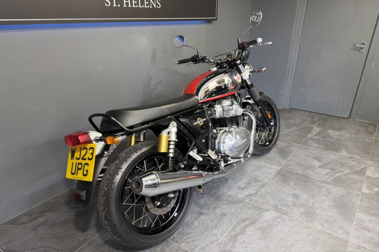 ROYAL ENFIELD INTERCEPTOR 650