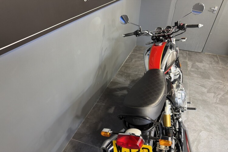 ROYAL ENFIELD INTERCEPTOR 650