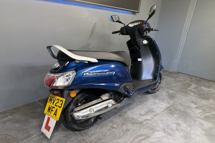 SUZUKI ADDRESS 125