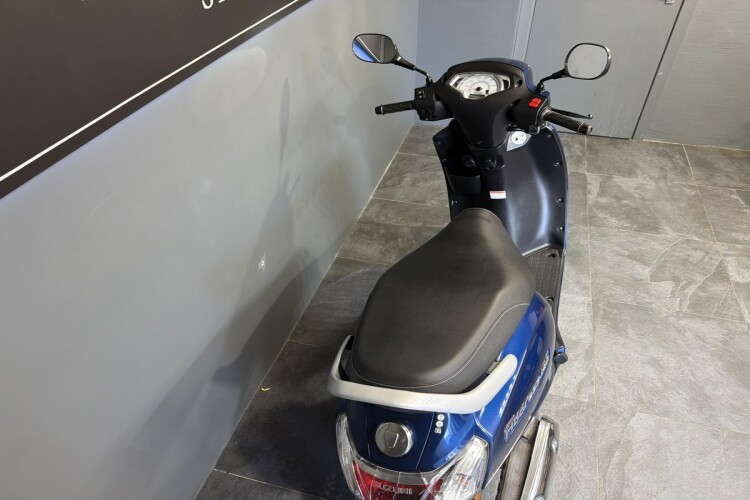 SUZUKI ADDRESS 125