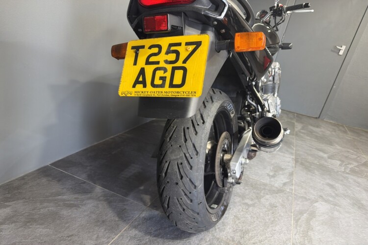 SUZUKI BANDIT 600