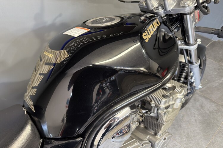 SUZUKI BANDIT 600