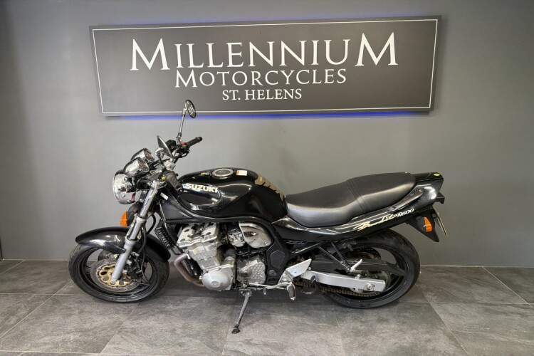 SUZUKI BANDIT 600