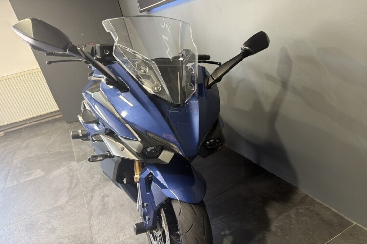 SUZUKI GSX-S1000GT