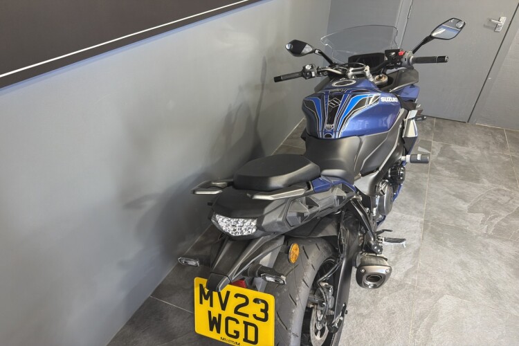 SUZUKI GSX-S1000GT