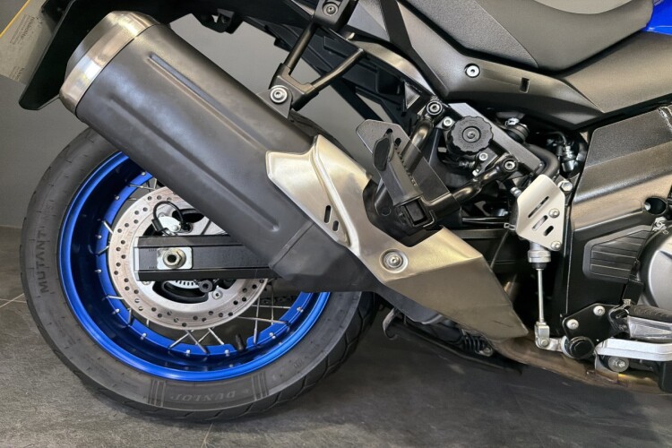 SUZUKI V-STROM 650