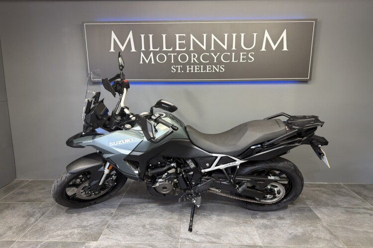 SUZUKI V-STROM 800