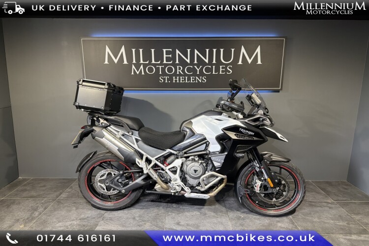 TRIUMPH TIGER 1200