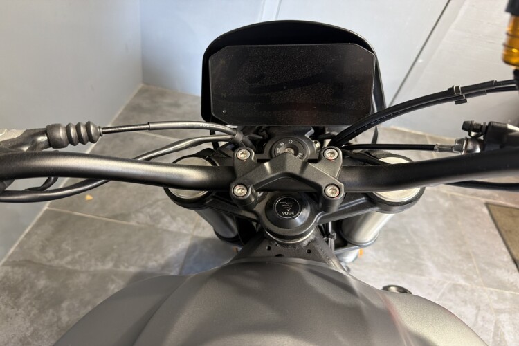 VOGE 500AC