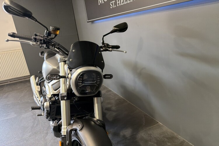 VOGE 500AC