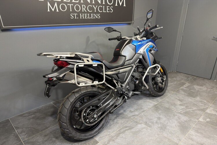 VOGE 650DS