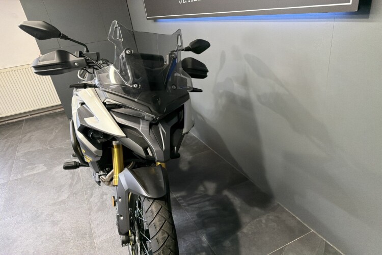 VOGE DS525X