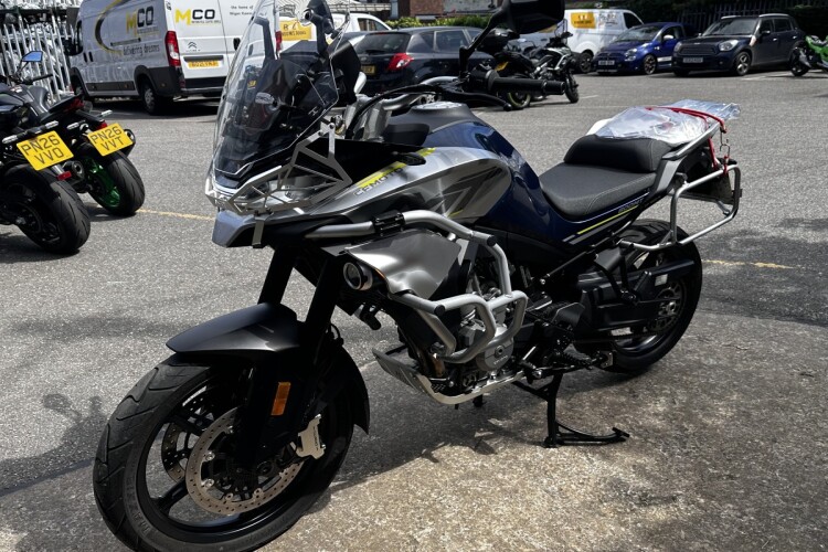CFMOTO 800MT SPORT