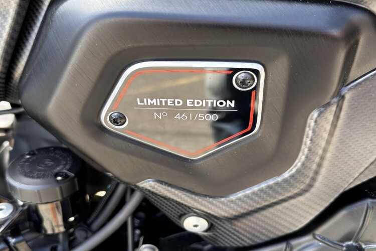DUCATI DIAVEL V4