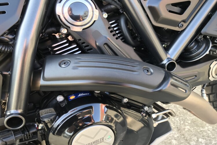 DUCATI SCRAMBLER 800