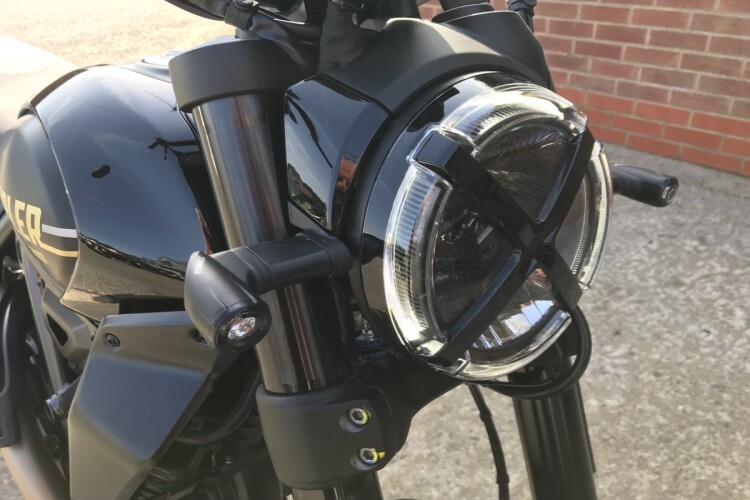 DUCATI SCRAMBLER 800