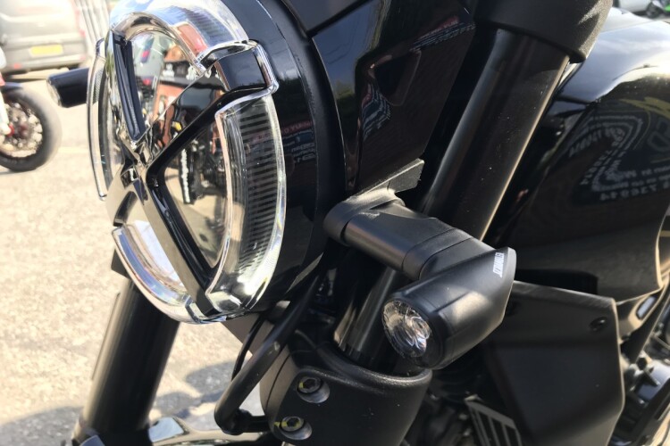 DUCATI SCRAMBLER 800