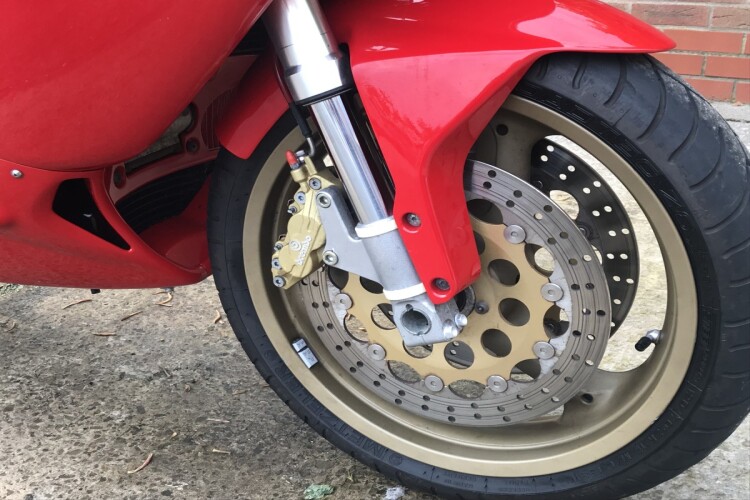DUCATI ST4