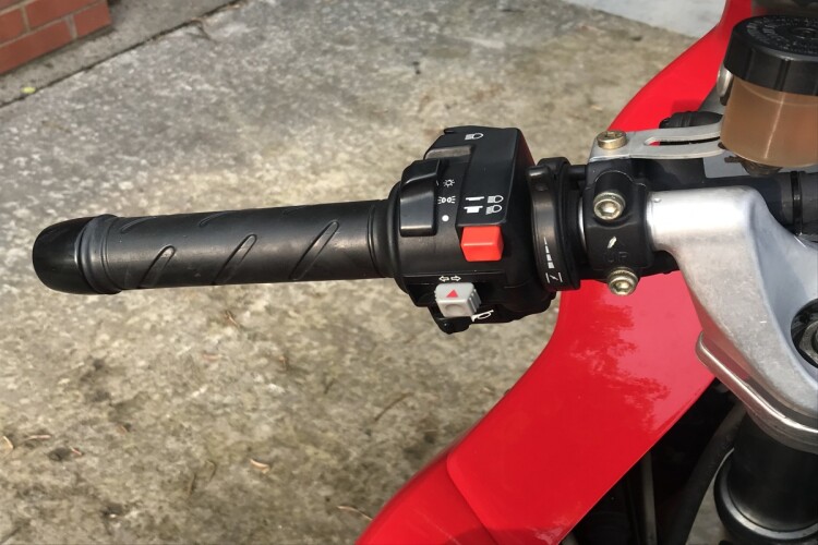 DUCATI ST4