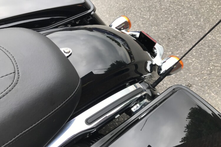 HARLEY-DAVIDSON TOURING