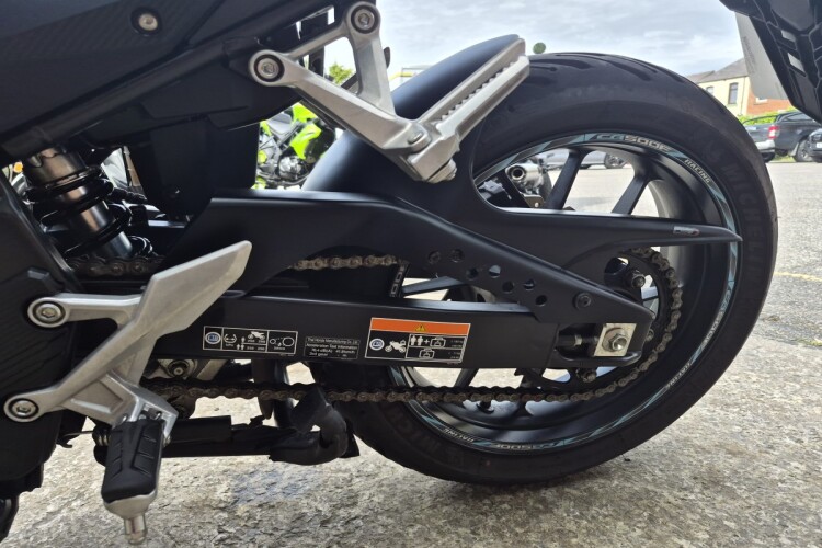 HONDA CB500F