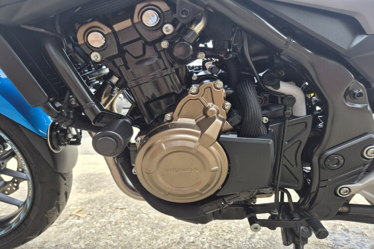HONDA CB500F