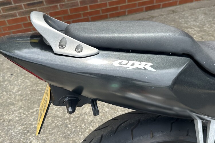 HONDA CBR600F