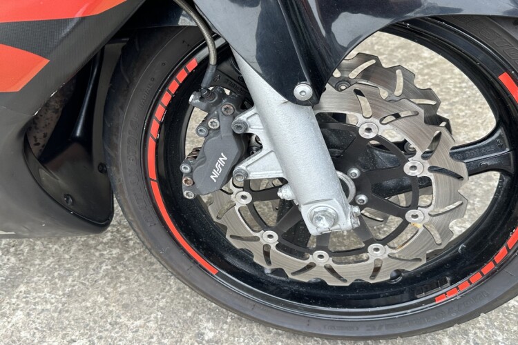 HONDA CBR600F