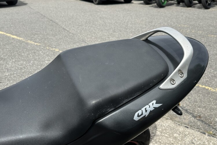 HONDA CBR600F