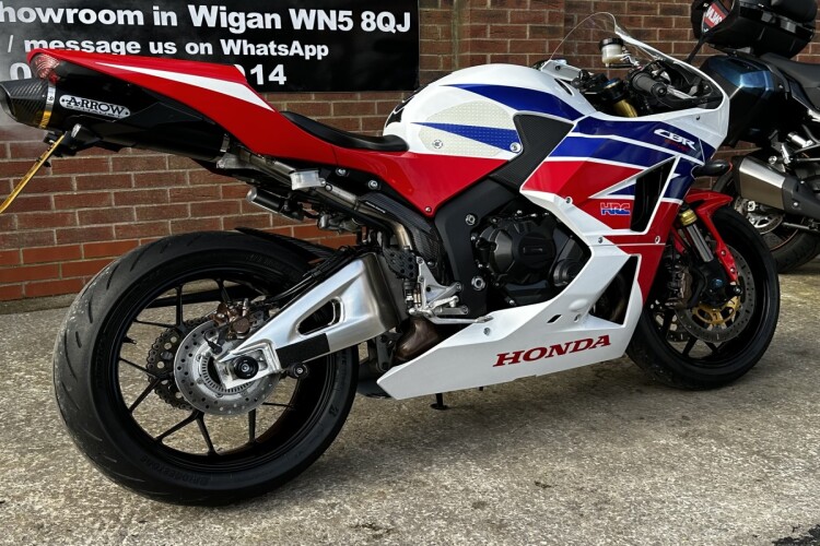 HONDA CBR600RR