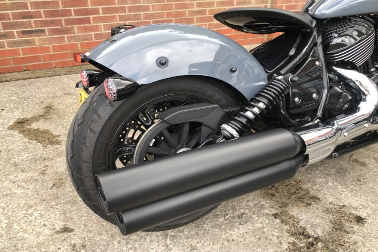 INDIAN CHIEF DARK HORSE