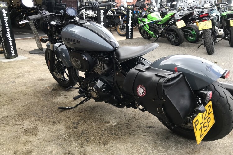INDIAN CHIEF DARK HORSE