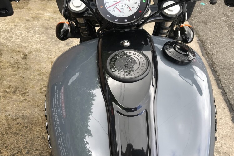 INDIAN CHIEF DARK HORSE