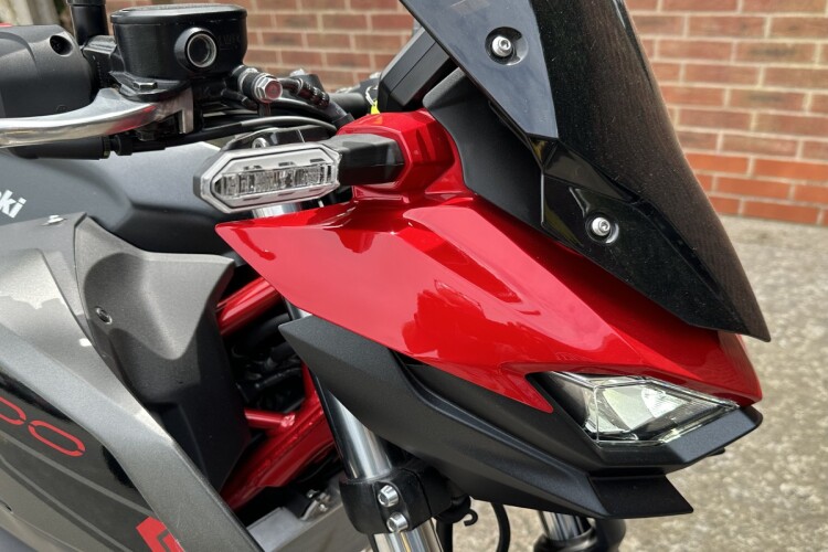 KAWASAKI Z500