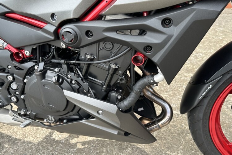 KAWASAKI Z500