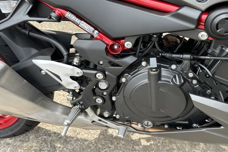 KAWASAKI Z500