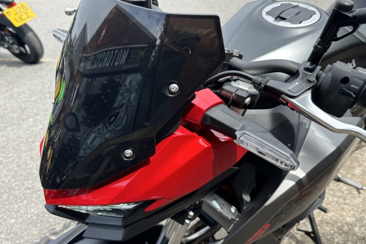 KAWASAKI Z500