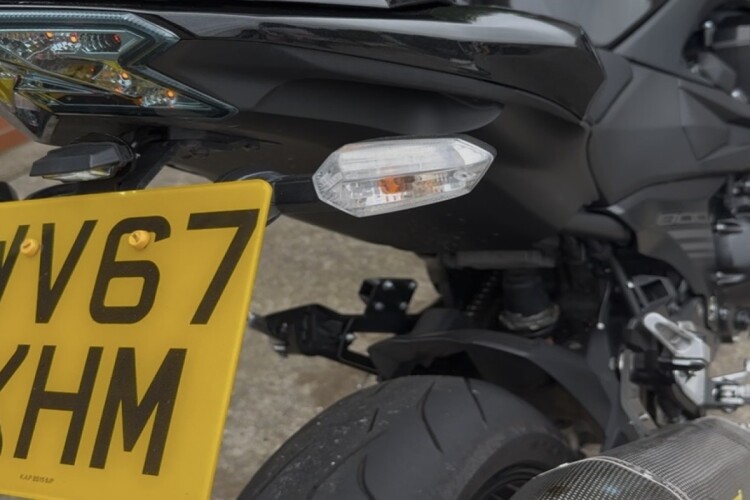 KAWASAKI Z800