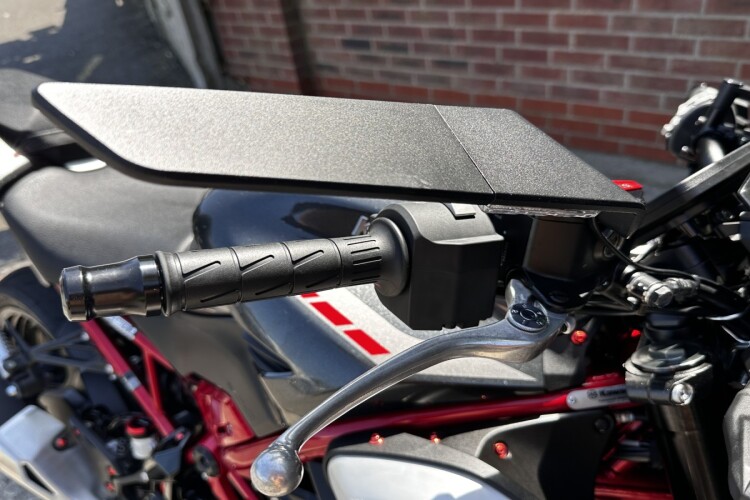 KAWASAKI Z900