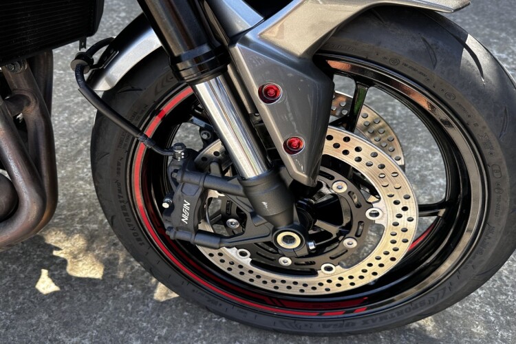 KAWASAKI Z900