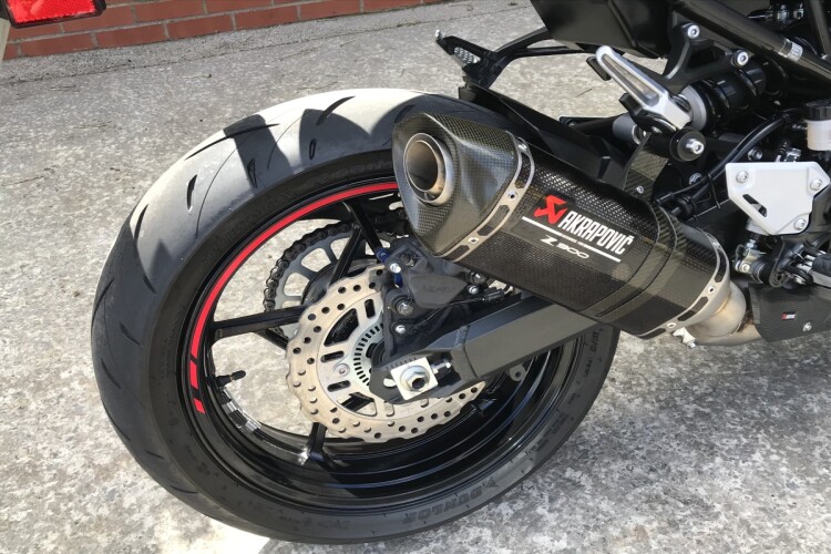KAWASAKI Z900 PERFORMANCE