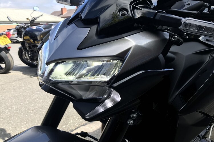 KAWASAKI Z900 PERFORMANCE