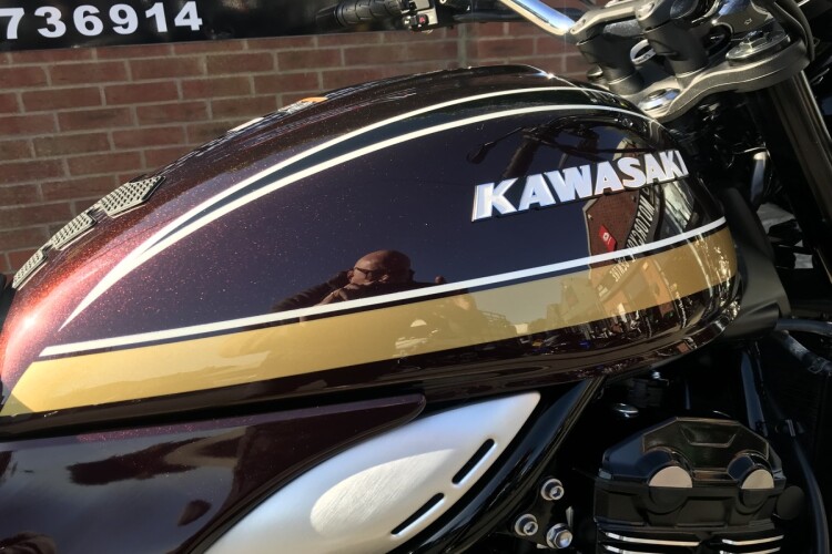 KAWASAKI Z900 RS