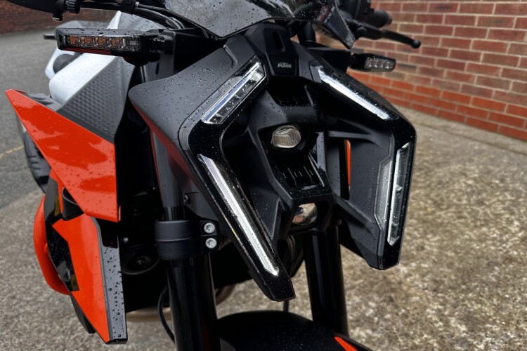 KTM 990 DUKE