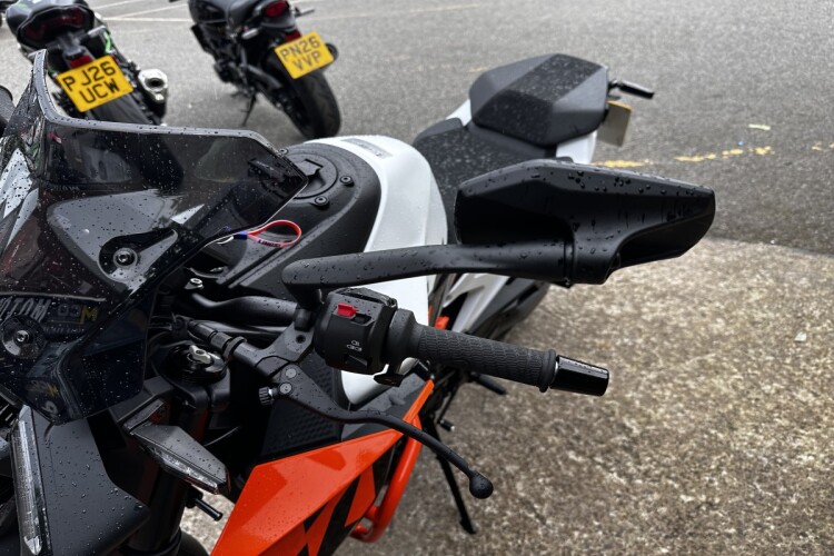 KTM 990 DUKE